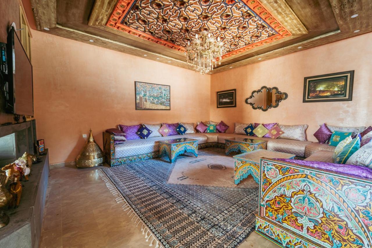 Les Nuits De Riad *
